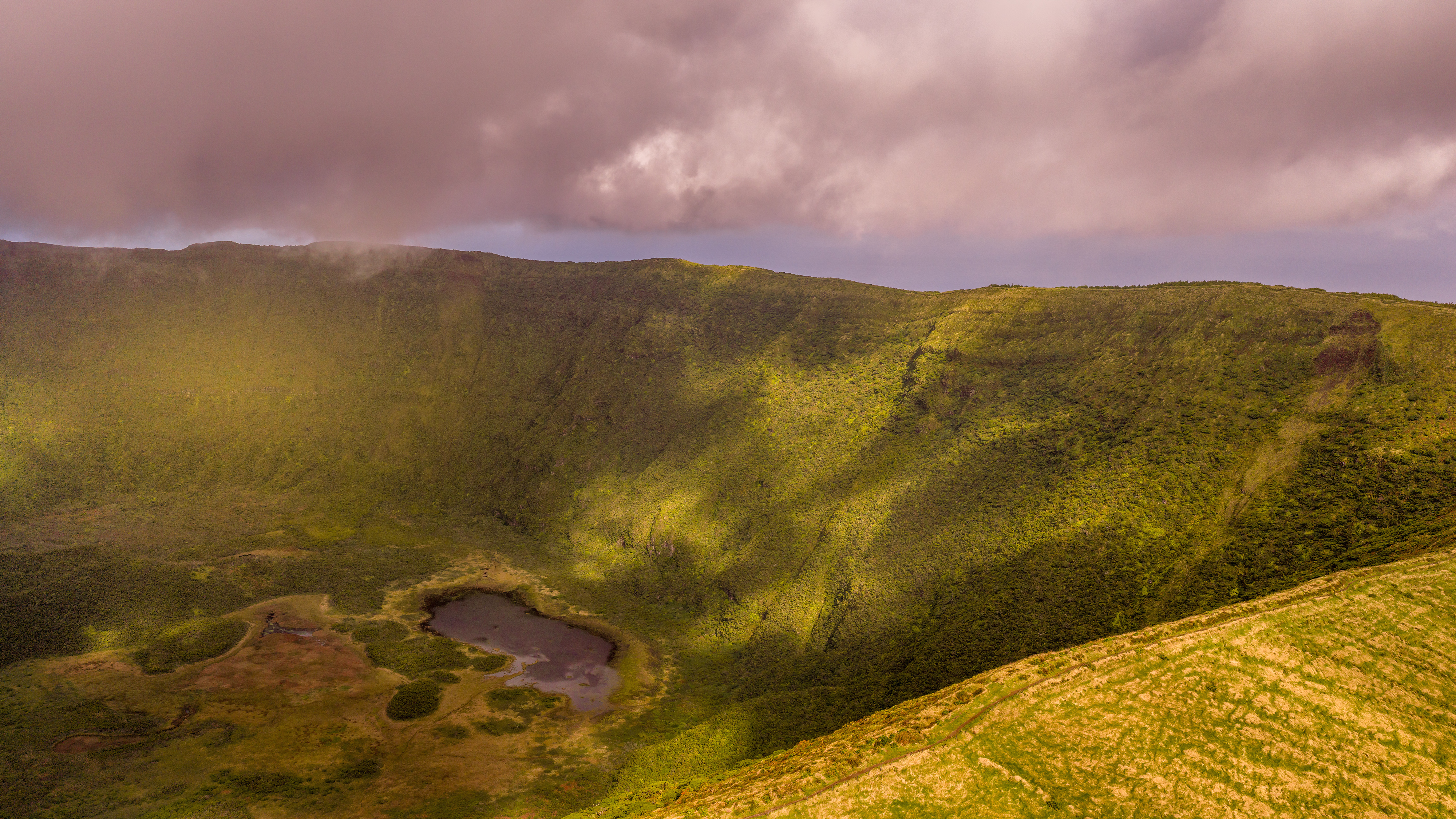 Casa Espalamaca desenvolvimento website alojamento Açores Hotel Booking e Channel Manager fotografia e vídeo profissional gestão de tráfego web redes sociais para alojamentos registo de domínio e alojamento web